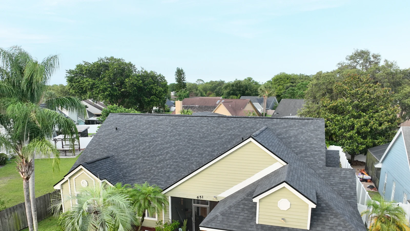 Roof-focused view of the completed Owens Corning roof in Alafaya