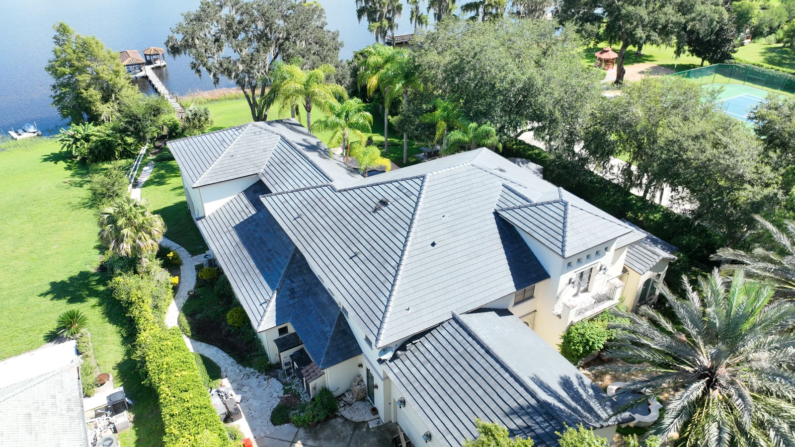 Aerial view of the completed Westlake Saxony 900 tile roof in Windermere